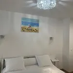 Maison Du Cloitre Couvent Des Carmes Гостевой дом