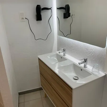 Maison Du Cloitre Couvent Des Carmes