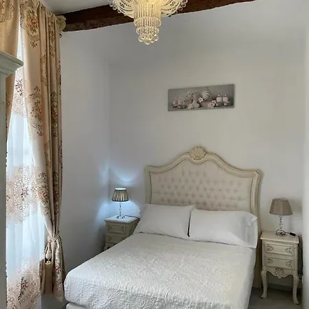 Guest house Maison Du Cloitre Couvent Des Carmes Narbonne