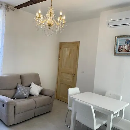 Maison Du Cloitre Couvent Des Carmes Guest house Narbonne