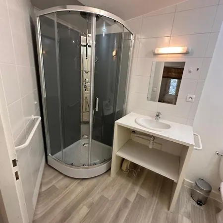 بيت ضيافة Maison Du Cloitre Couvent Des Carmes ناربون